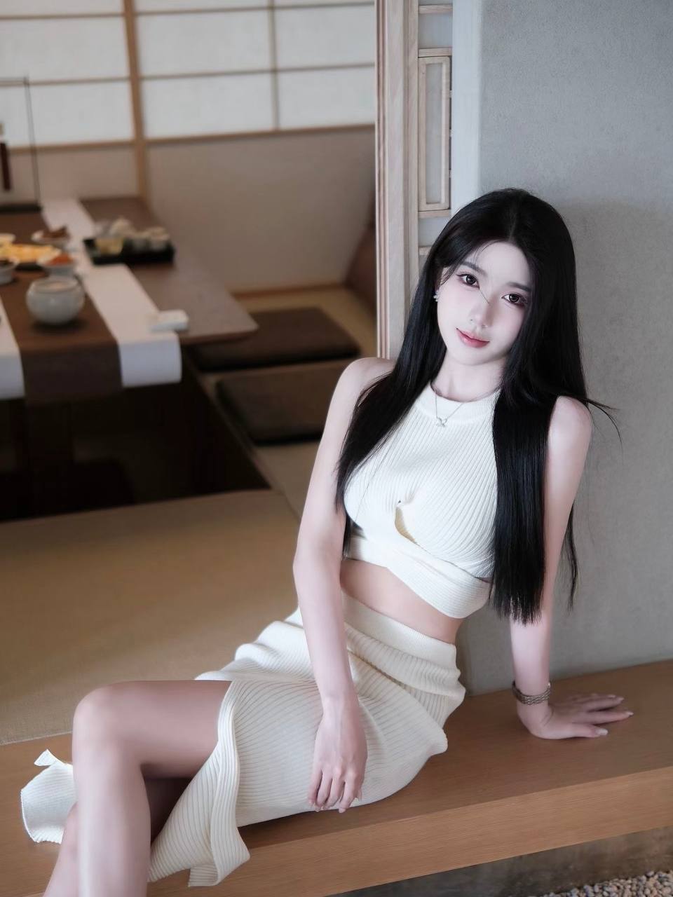 长夜借书证·未删减 2025 中国香港在线观看海报